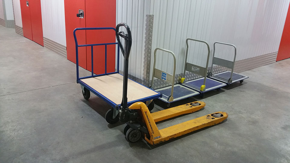 Nous fournissons des outils d'aide à l'entreposage à nos client de JoCaBox self-stockage